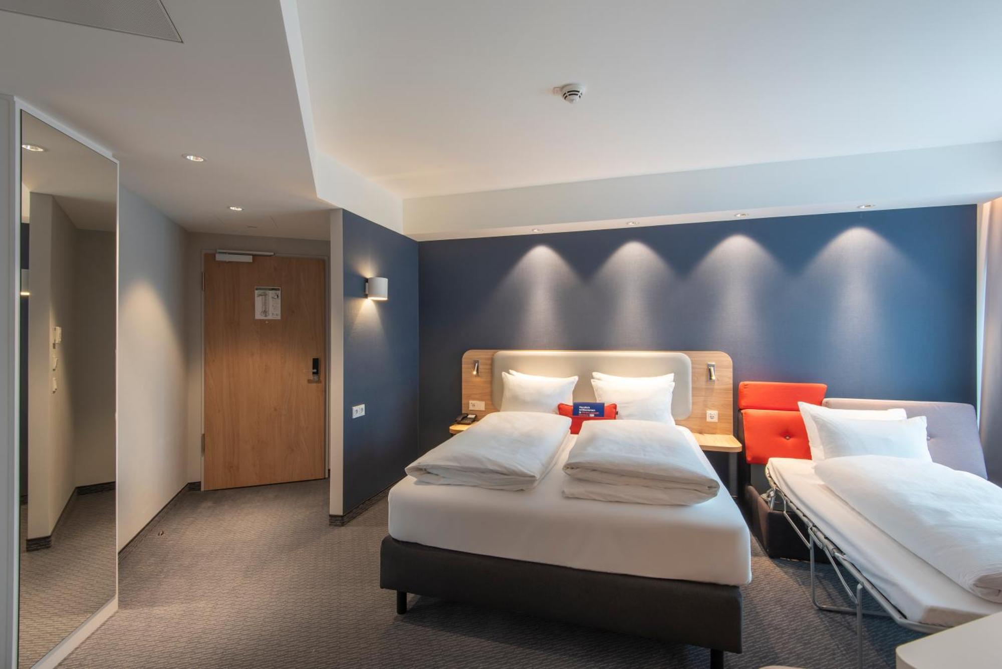 Holiday Inn Express Heilbronn By Ihg Zewnętrze zdjęcie