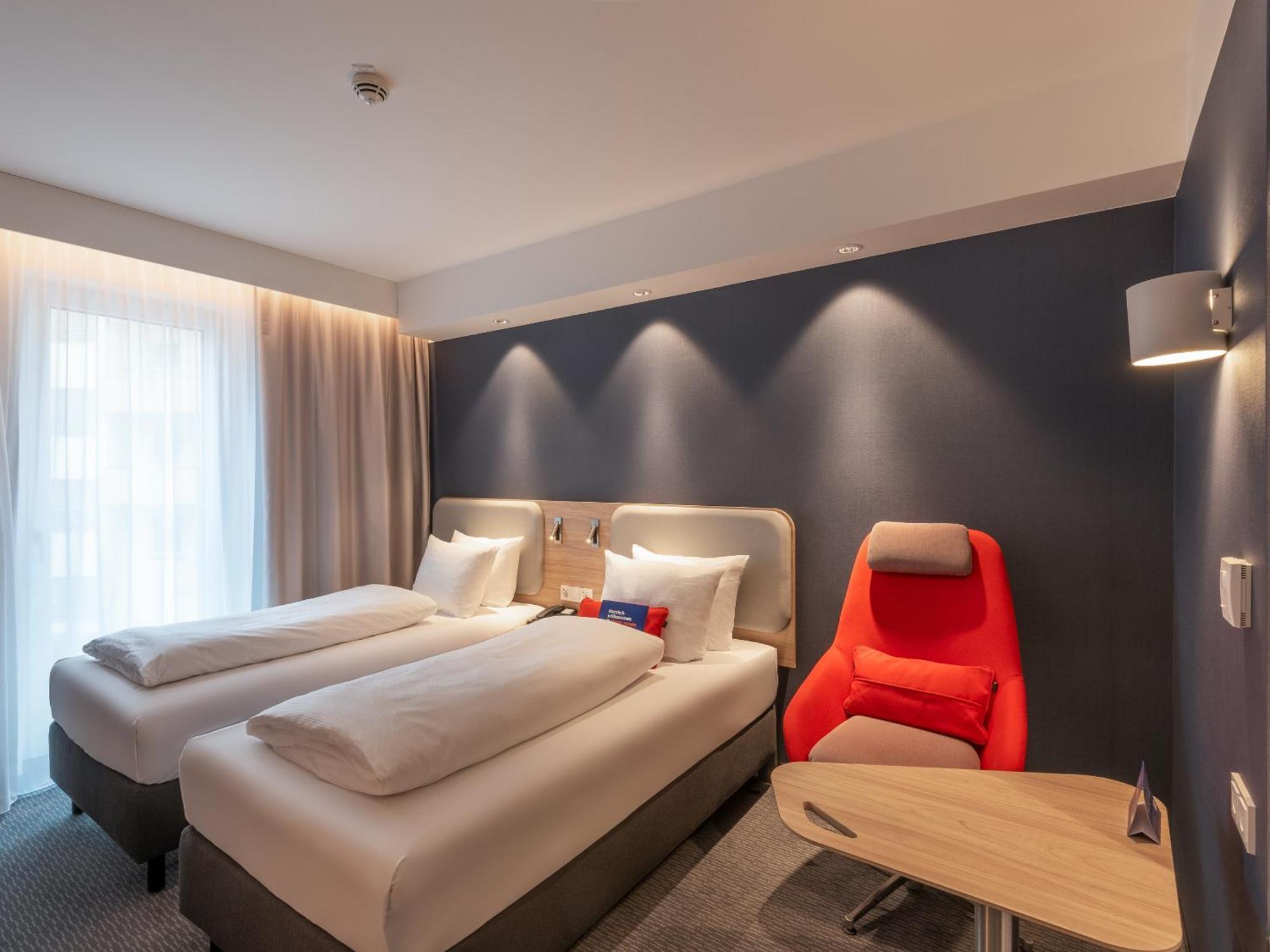 Holiday Inn Express Heilbronn By Ihg Zewnętrze zdjęcie