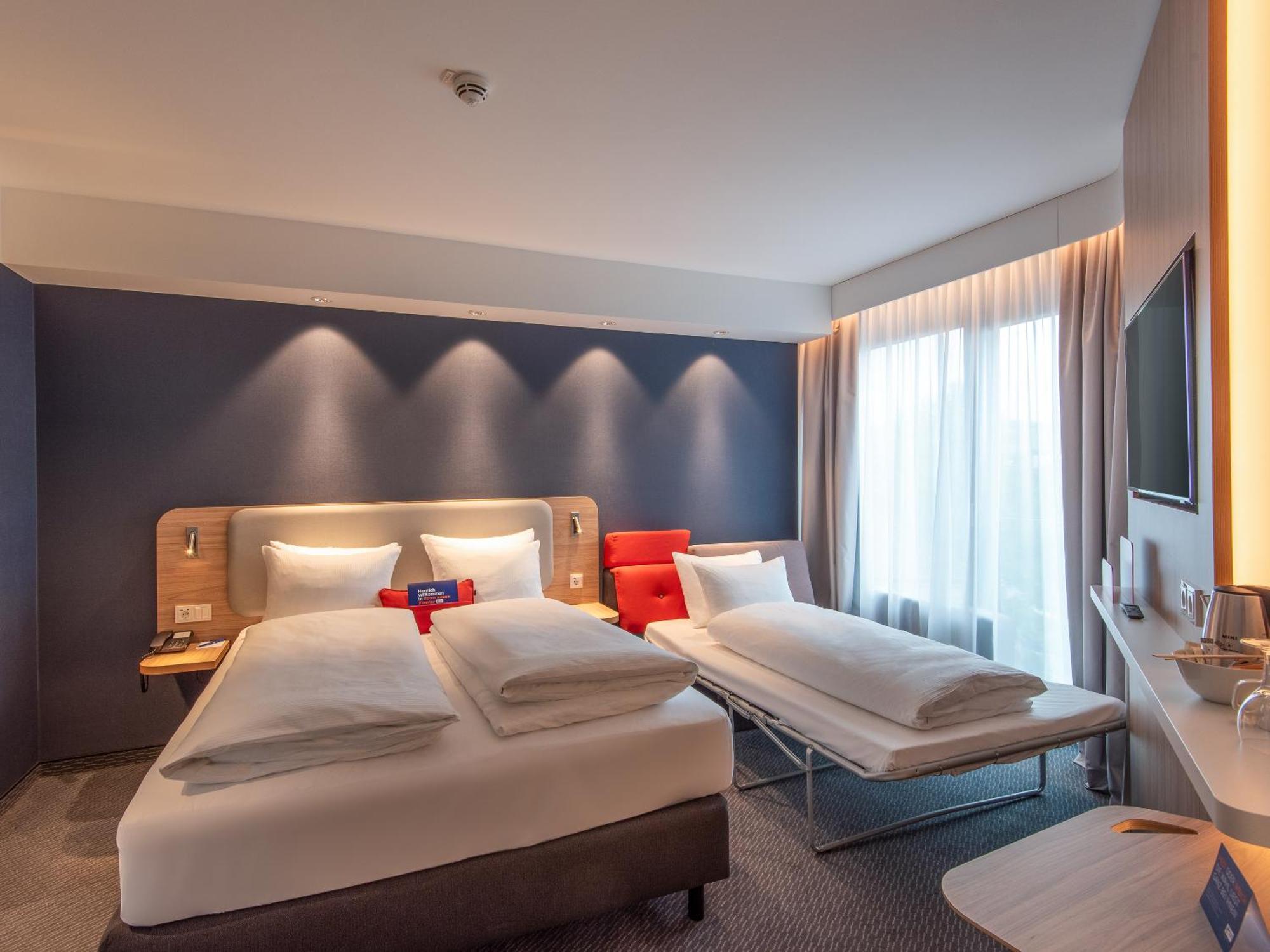 Holiday Inn Express Heilbronn By Ihg Zewnętrze zdjęcie