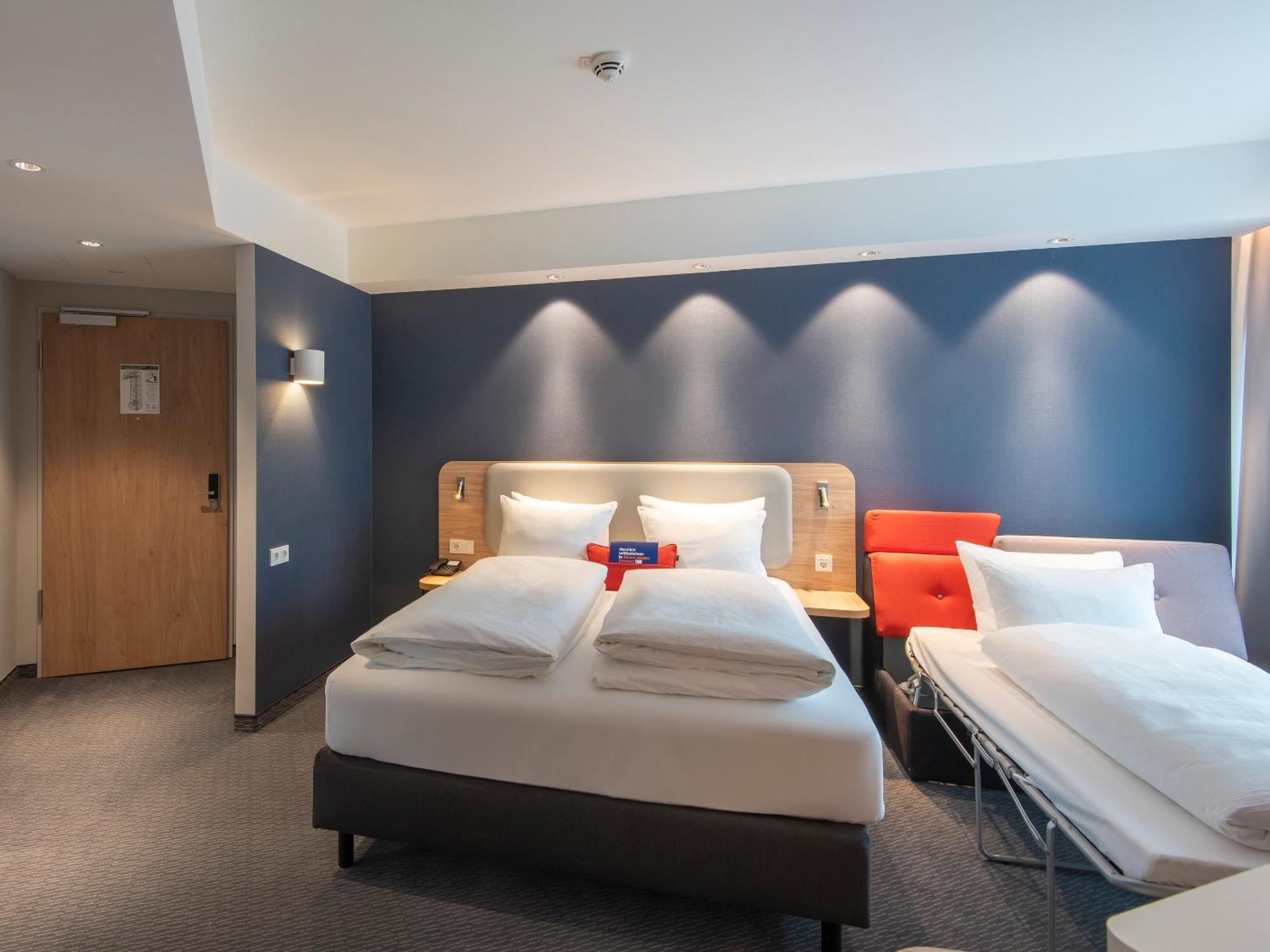 Holiday Inn Express Heilbronn By Ihg Zewnętrze zdjęcie