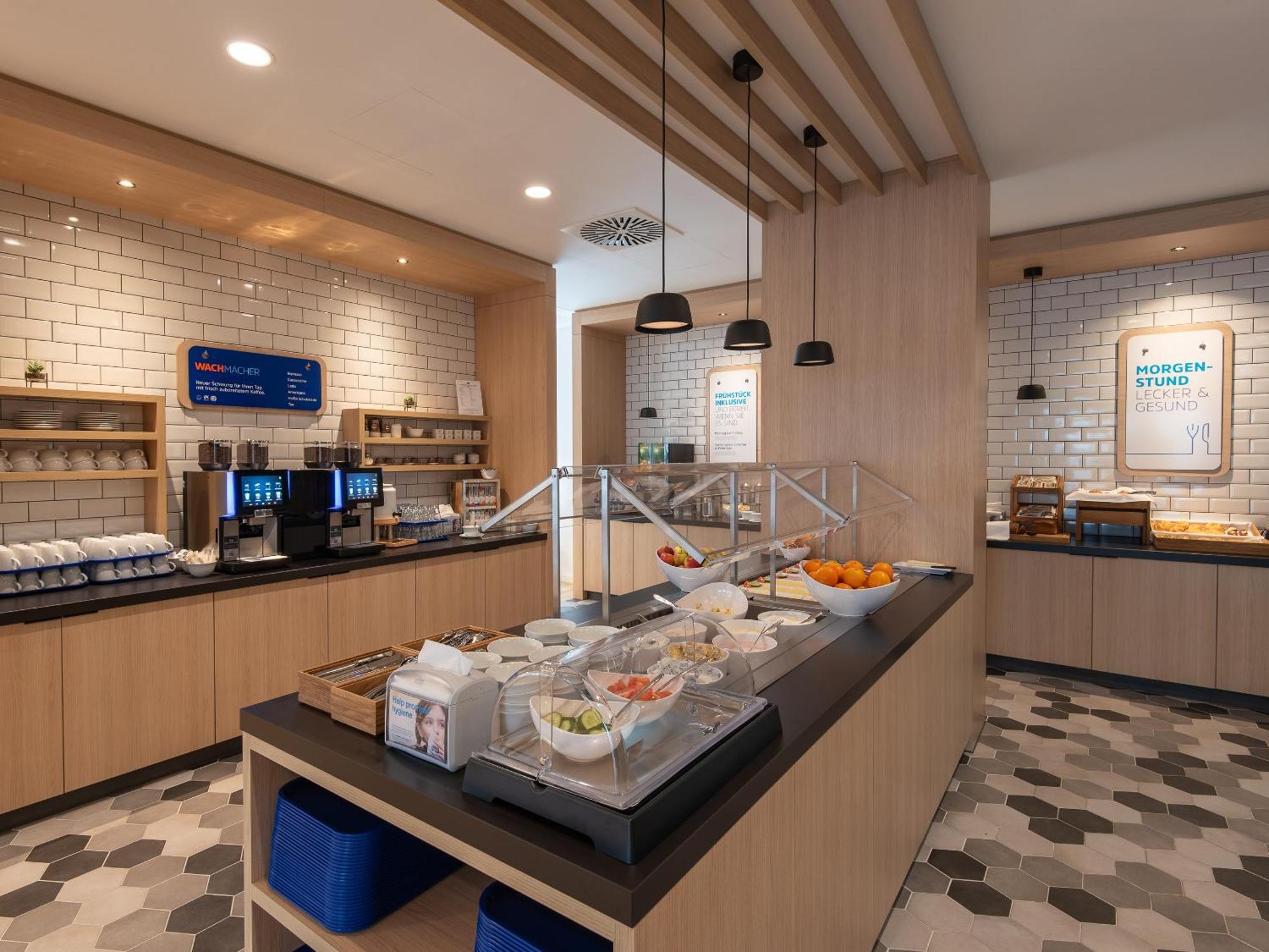 Holiday Inn Express Heilbronn By Ihg Zewnętrze zdjęcie
