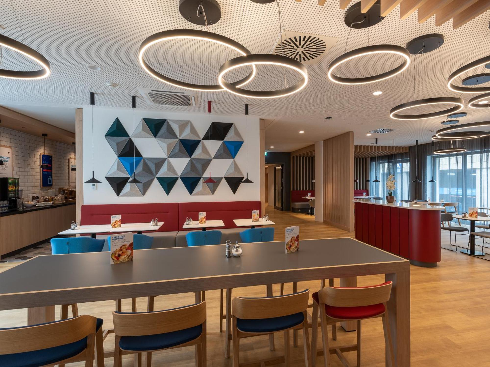 Holiday Inn Express Heilbronn By Ihg Zewnętrze zdjęcie