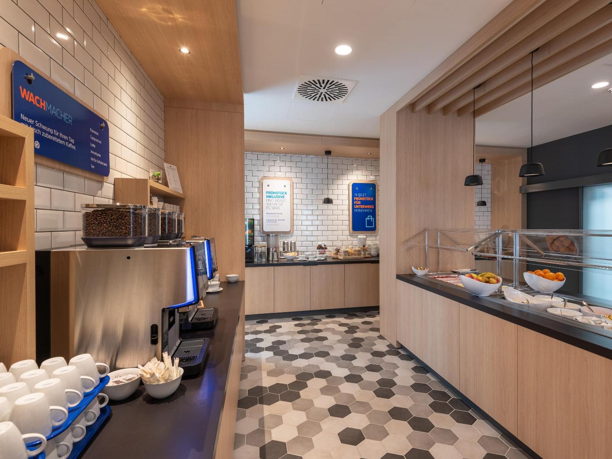 Holiday Inn Express Heilbronn By Ihg Zewnętrze zdjęcie