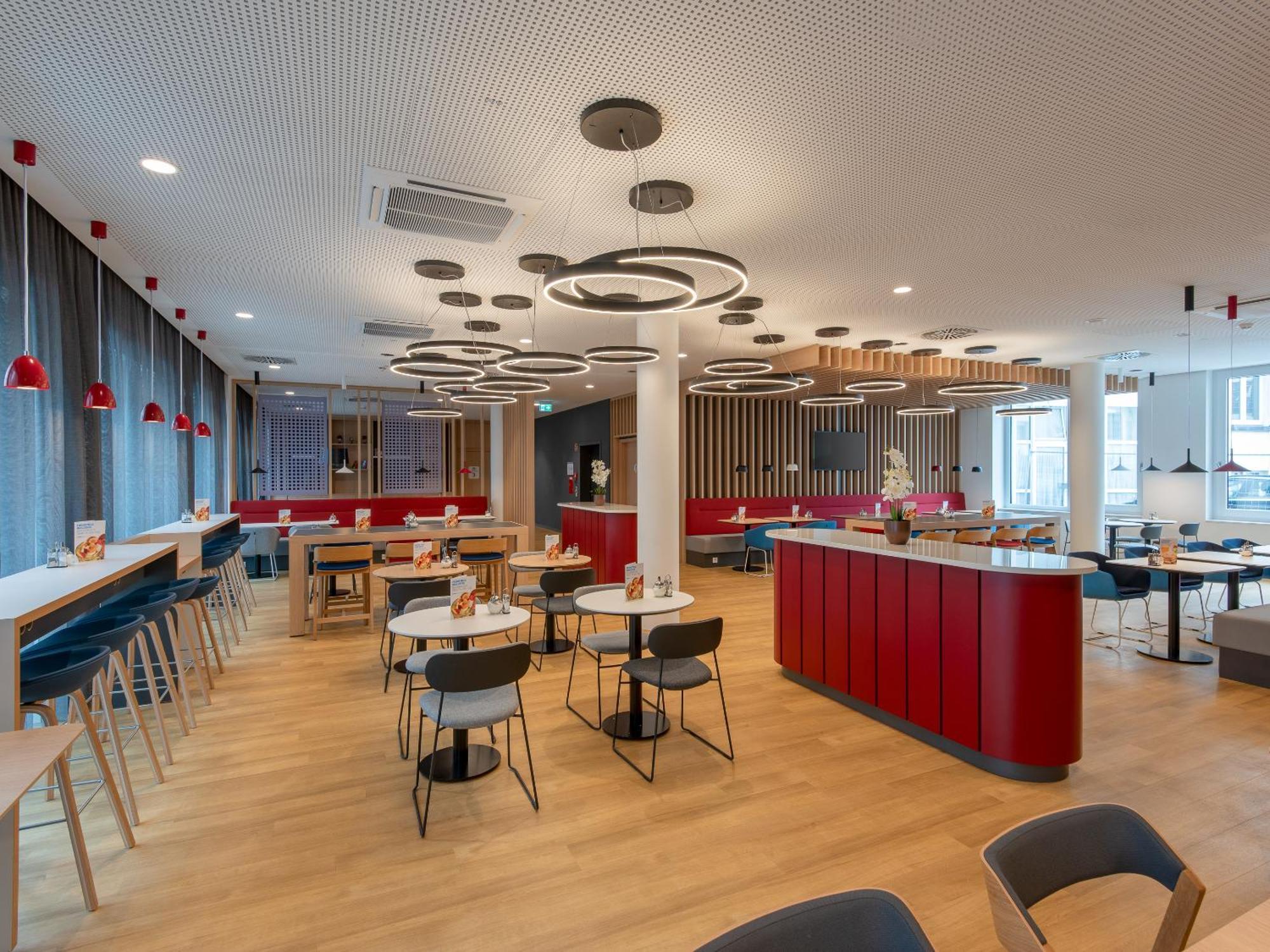 Holiday Inn Express Heilbronn By Ihg Zewnętrze zdjęcie